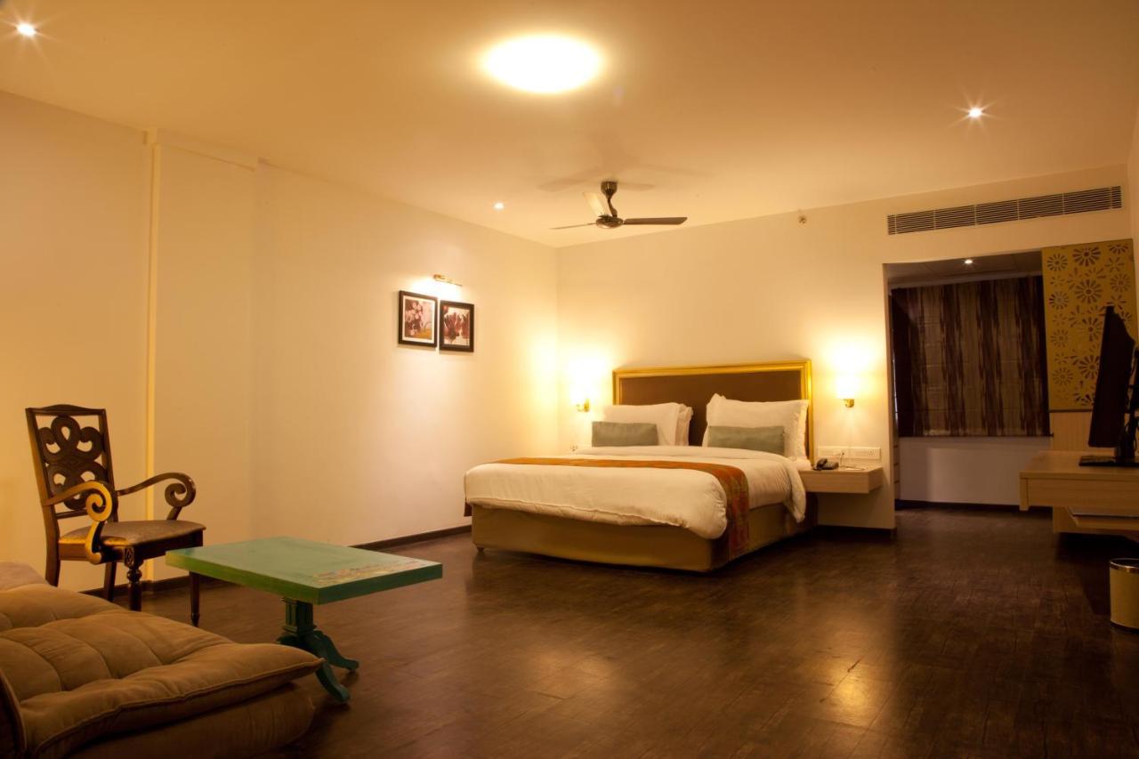 Hotel Sabareesh Park Madurai Exteriör bild
