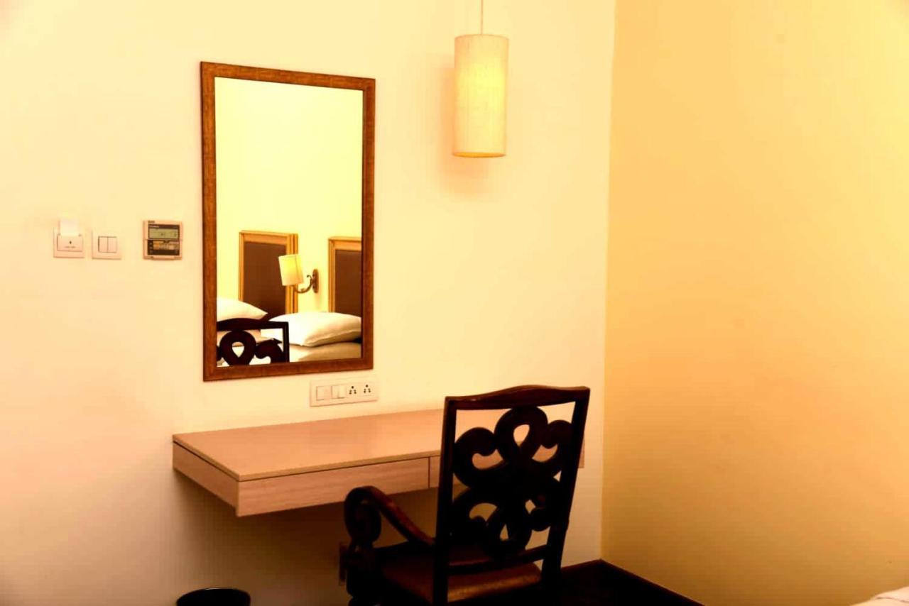 Hotel Sabareesh Park Madurai Exteriör bild